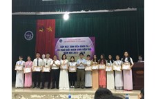 Viện Nông nghiệp và Tài nguyên tổ chức chương trình gặp mặt Tân sinh viên K59 và trao giấy khen sinh viên Giỏi năm học 2017-2018