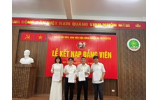 Chi bộ HVSV Viện Nông nghiệp và Tài nguyên tổ chức Lễ kết nạp đảng viên mới